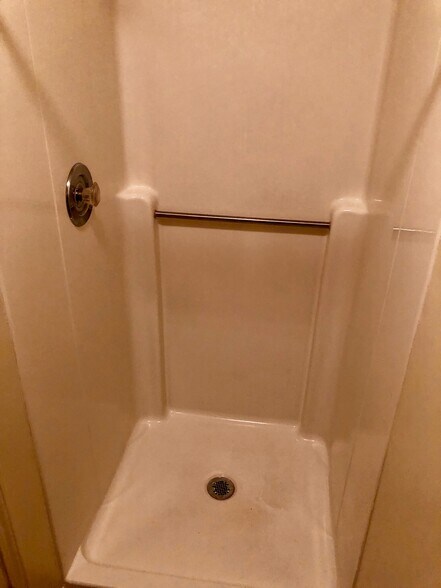 Building Photo - 1146 Northwood Loop