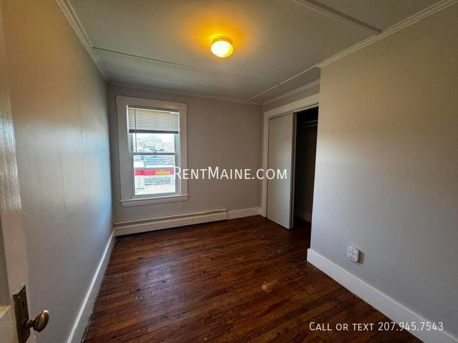 Building Photo - 131 College Ave