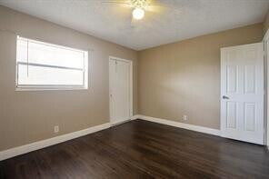 Building Photo - 4061 N Dixie Hwy