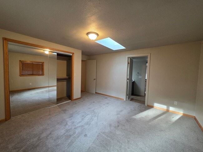 Building Photo - 2275 Arthur Ct