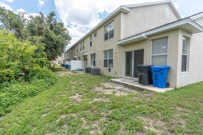 Building Photo - 9624 Carlsdale Dr