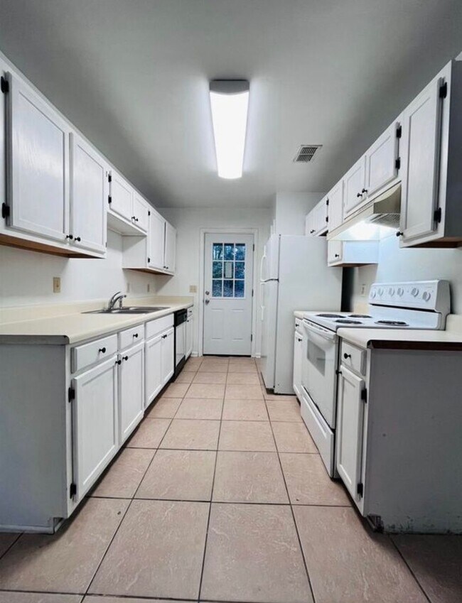 Building Photo - 1285 Rumba Ln