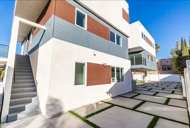 Building Photo - 148 S Madison Ave