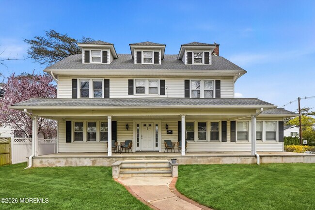 Building Photo - 309 Cedar Ave