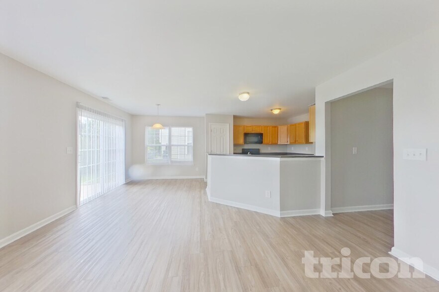 Building Photo - 11311 Breezehill Ln