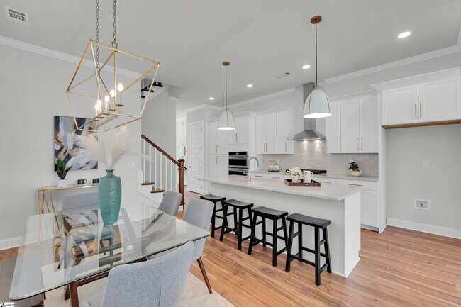 Building Photo - 505 Lumpkin St