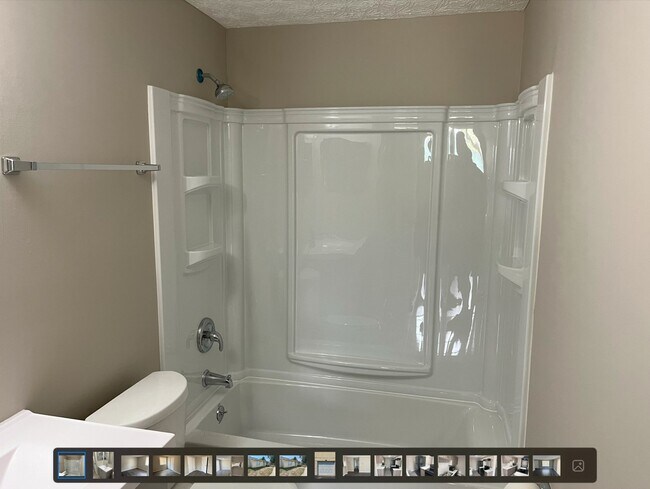 Bathroom - 3808 Charbonnett Ct