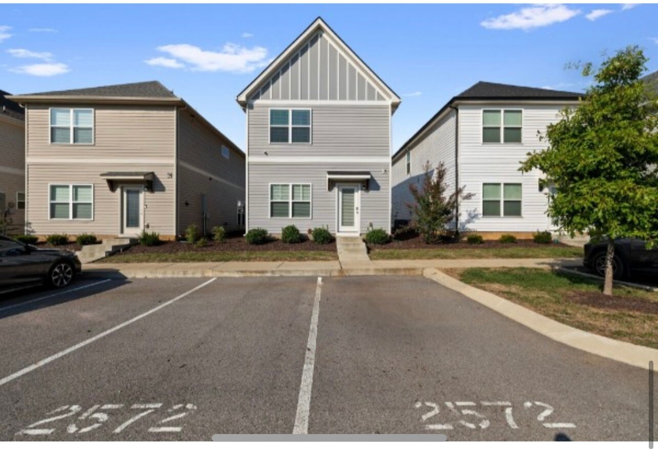 Building Photo - 2572 Napa Valley Way