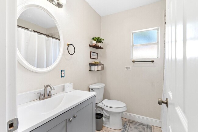 Building Photo - 4501 N 36th St