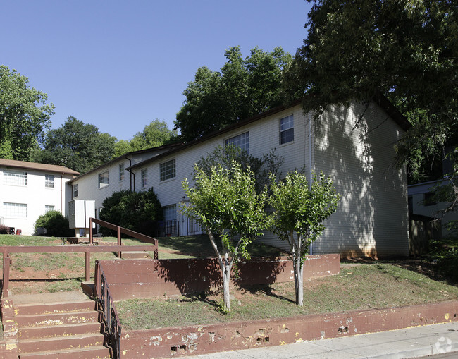 Building Photo - Dargan Gardens