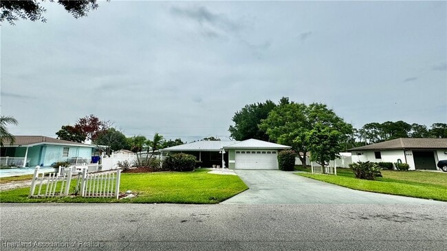 Building Photo - 205 Dove Ave