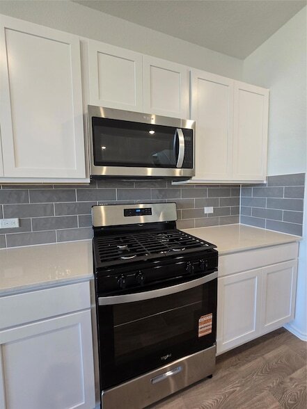 Building Photo - 352 San Juan Trl