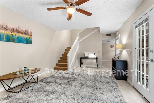 Building Photo - 4600 Lighthouse Cir