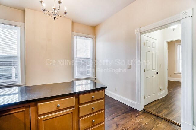 Building Photo - 2114 Kemper Ln