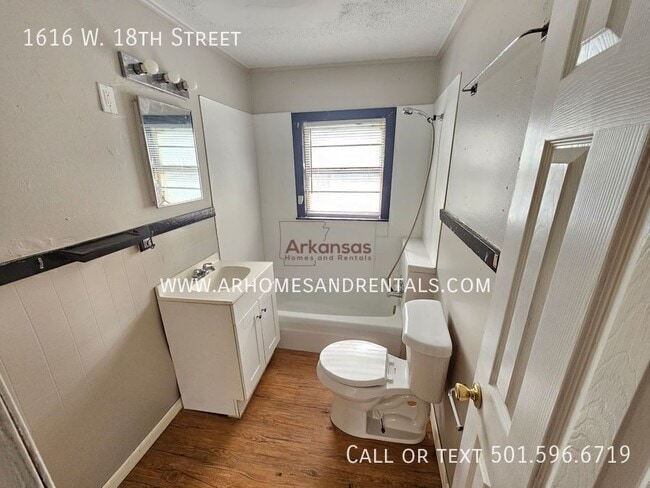Building Photo - 1616 W 18th St