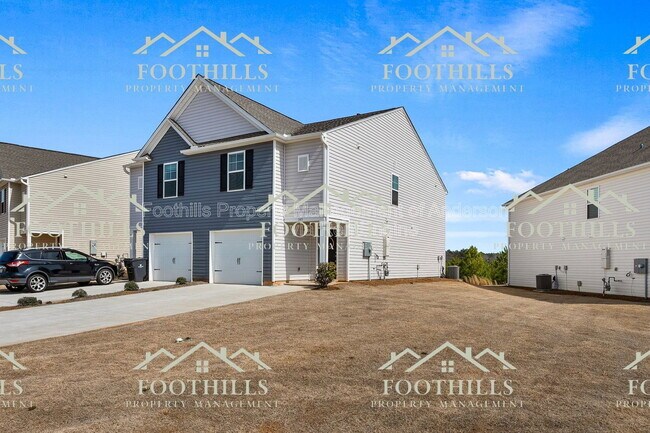 Building Photo - 145 Adger Rd