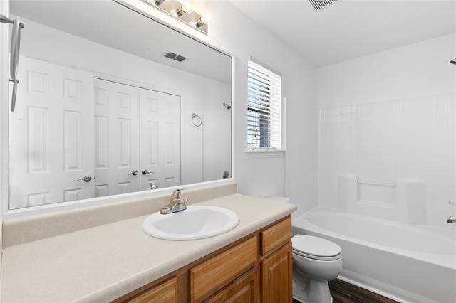 Building Photo - 222 Wyndham Meadows Way