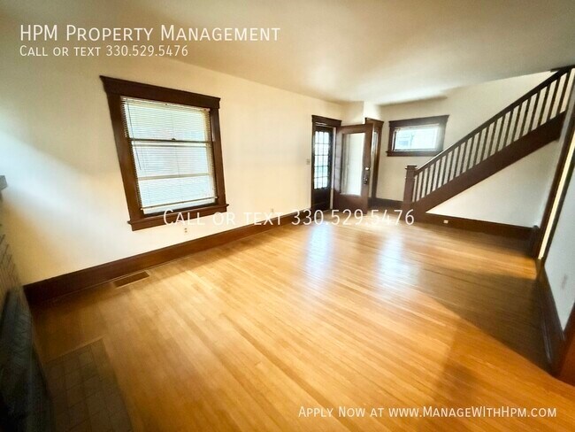 Building Photo - 1208 19th St NW