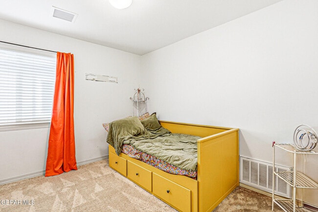 Building Photo - 3853 Loma Brisa Dr