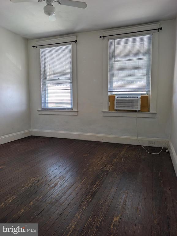 Building Photo - 3135 Tilden Dr