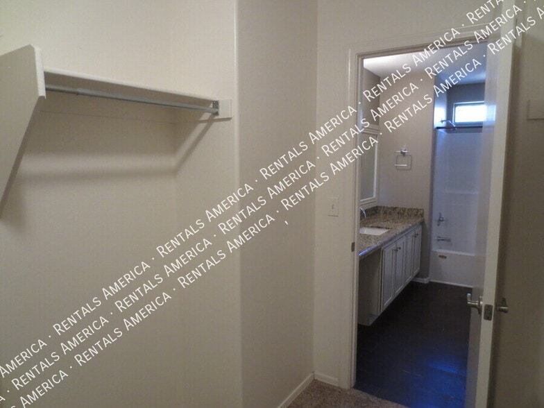 Building Photo - 21829 N 40th Pl