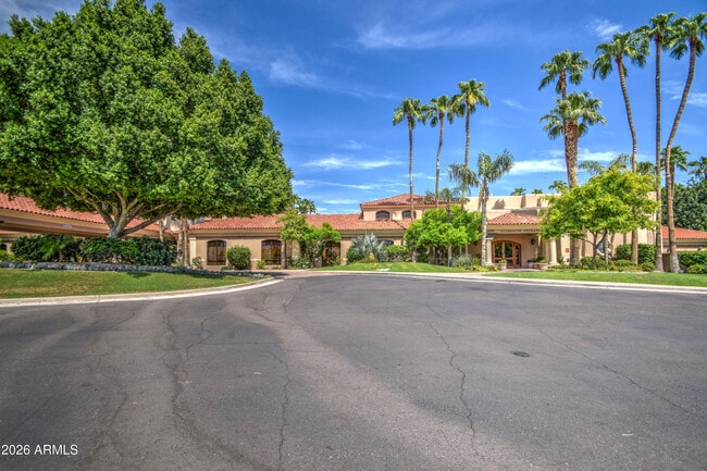 Building Photo - 2201 E Tahitian Way
