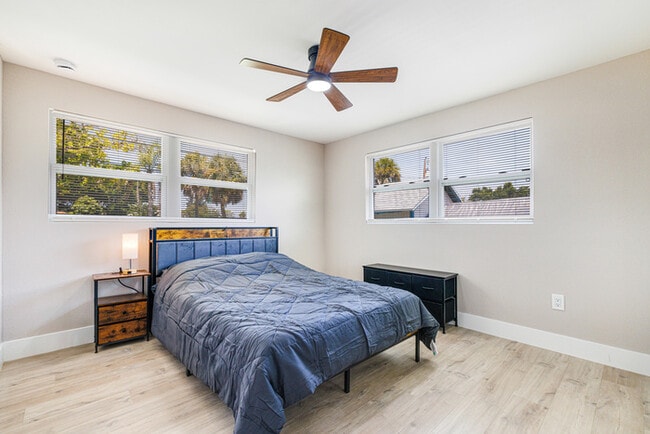 Building Photo - Englewood Padsplit Co-living Affordable Housing