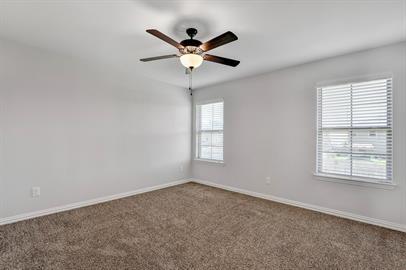 Building Photo - 232 W Lake Ave