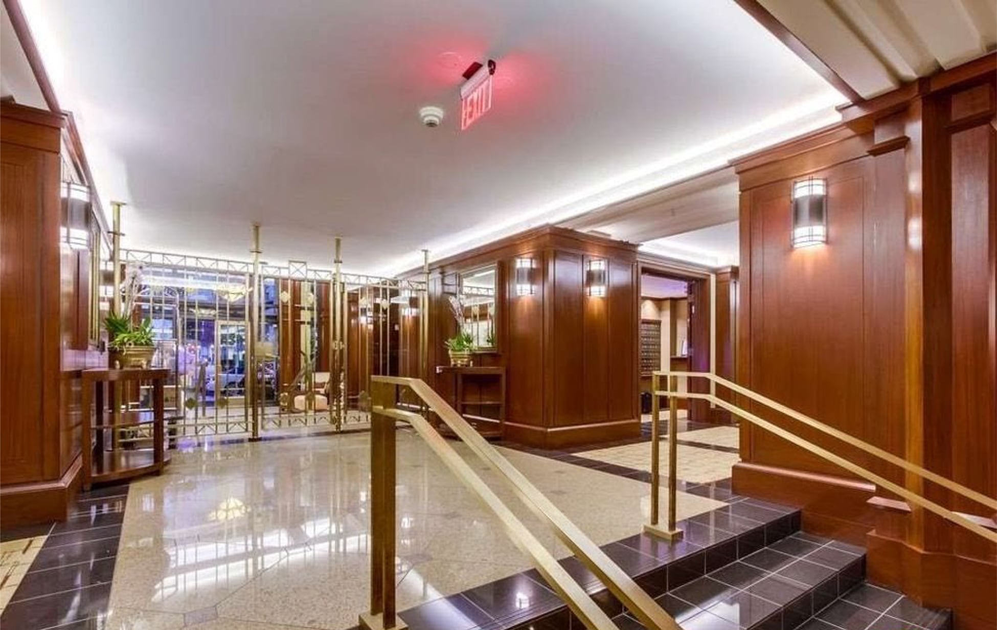 Front lobby - 500 W Harbor Dr