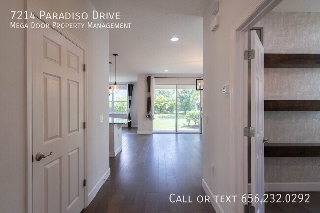 Building Photo - 7214 Paradiso Dr