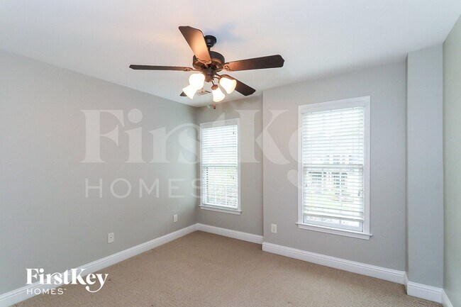 Building Photo - 536 Oriole Farm Trail