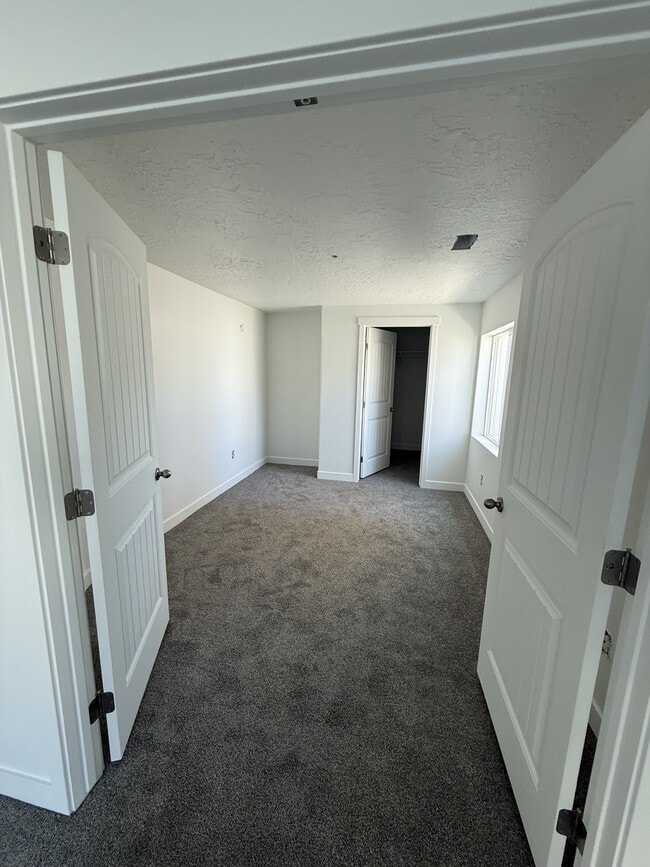 Building Photo - 838 S Criddle Rd