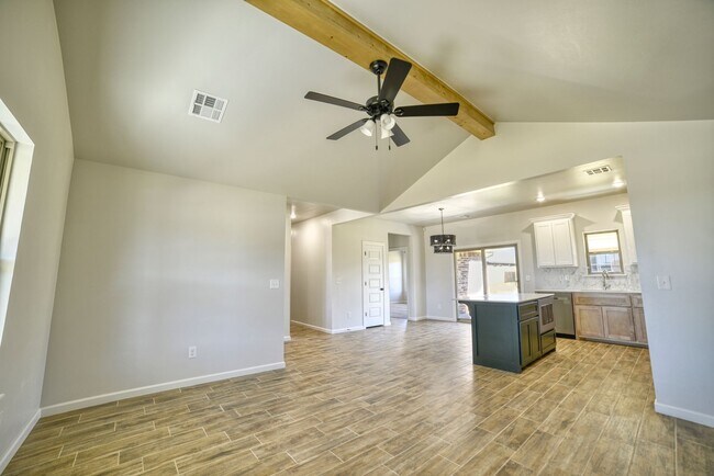 Building Photo - Brand New Home in Washington!