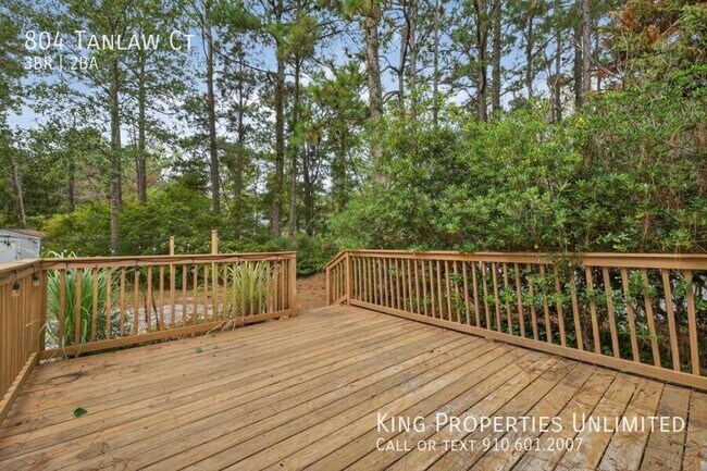 Building Photo - 804 Tanlaw Ct