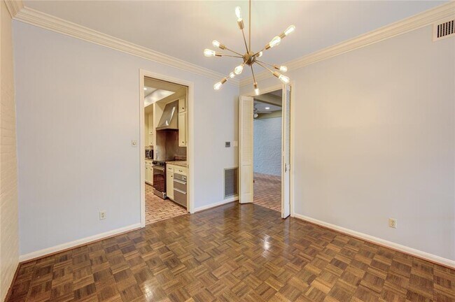 Building Photo - 7530 Del Monte Dr