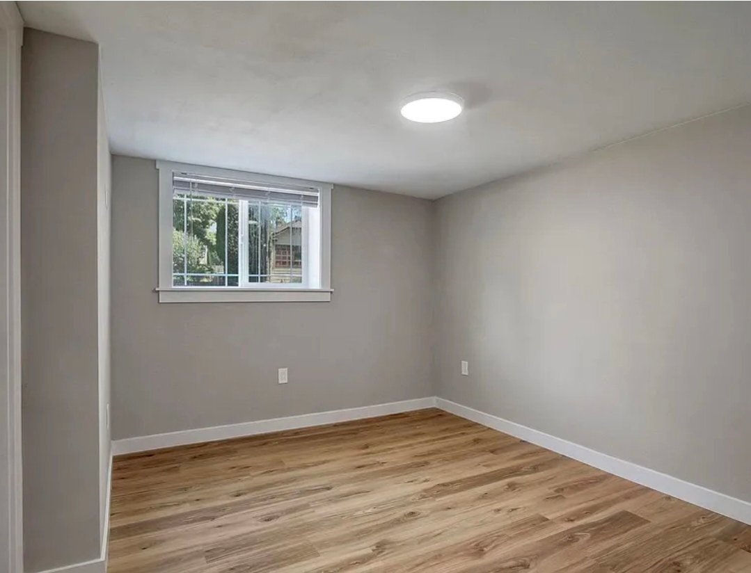 Building Photo - 5723 25th Ave NE