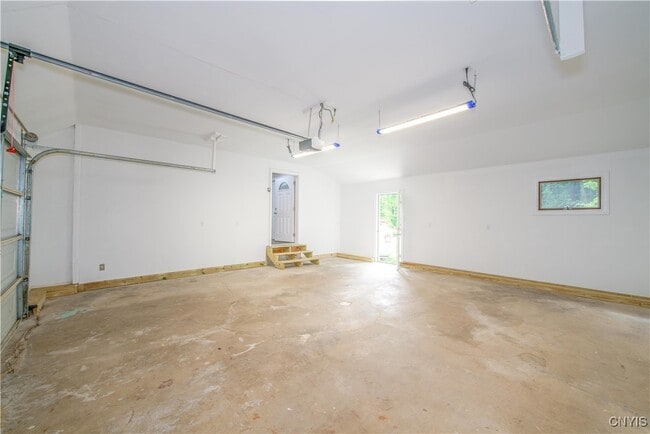 Building Photo - 141 Engles Rd