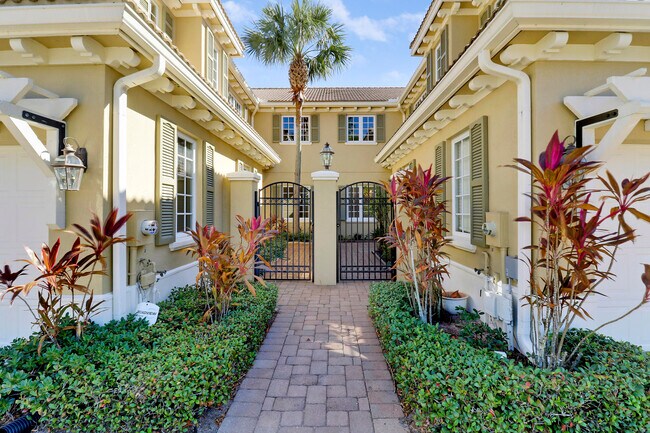 Building Photo - 4790 Cadiz Cir