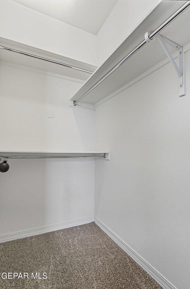 Building Photo - 14373 Tobe Davis Dr