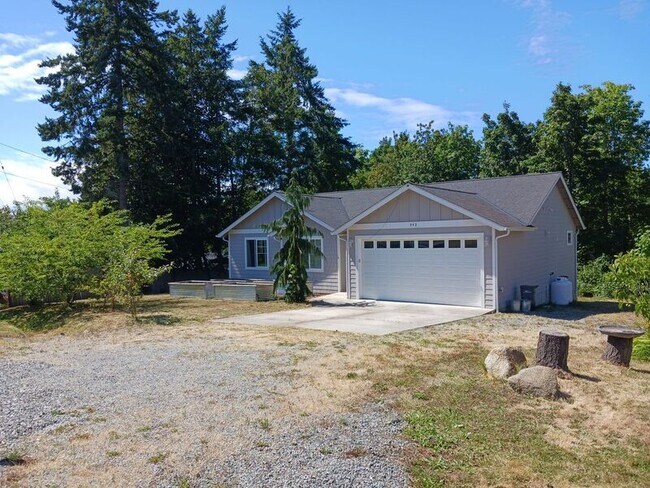 Building Photo - 942 Hadley Way