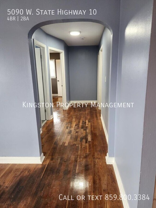 Building Photo - Beautiful 4 Bedroom 2 Bathroom House! 1/2 ...