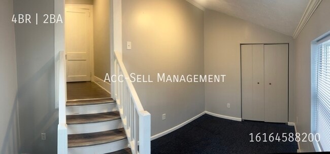 Building Photo - 401 Fernando St NE