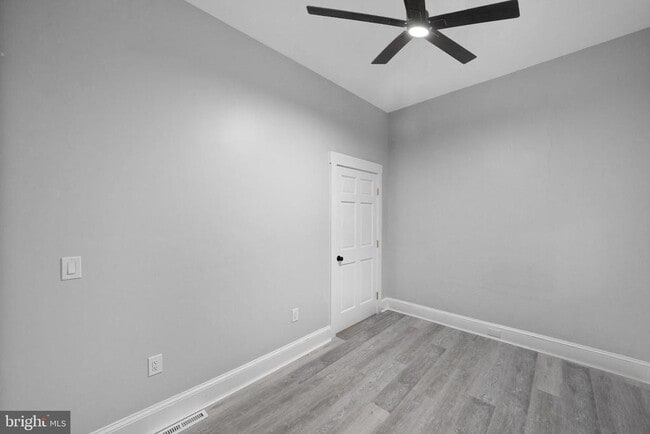 Building Photo - 1530 New Holland Rd