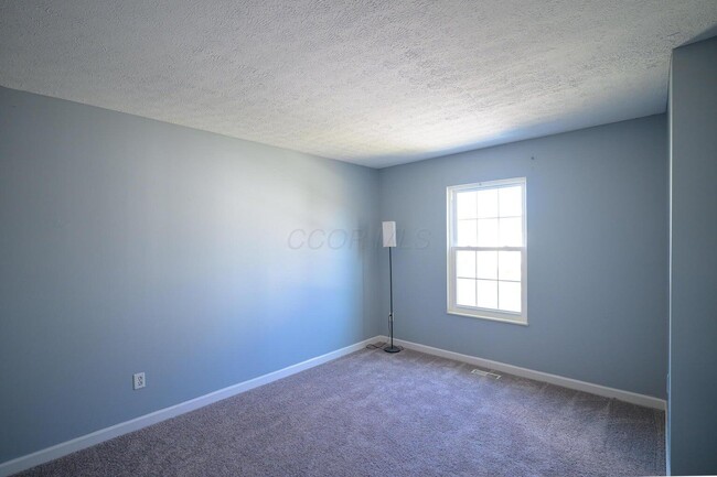 Building Photo - 961 Philadelphia Dr
