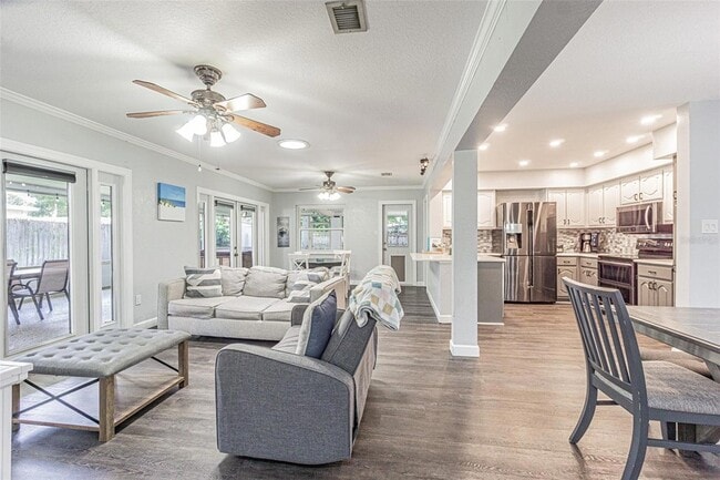Building Photo - 863 Bay Breeze Terrace