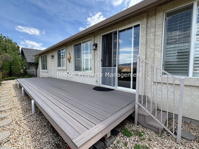 Building Photo - 1626 Evergreen Dr
