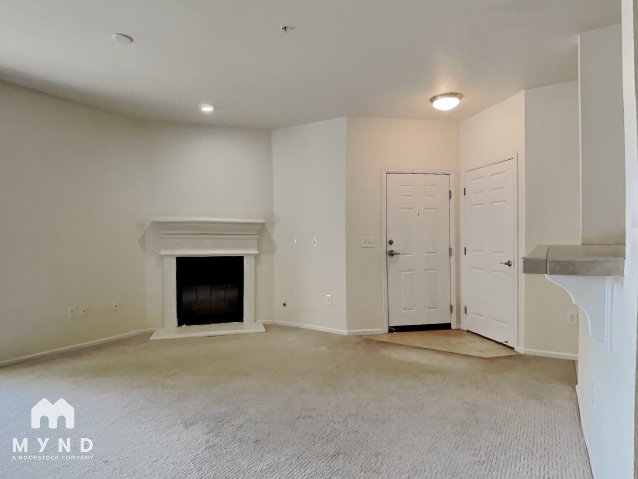 Building Photo - 3854 S Dayton Way