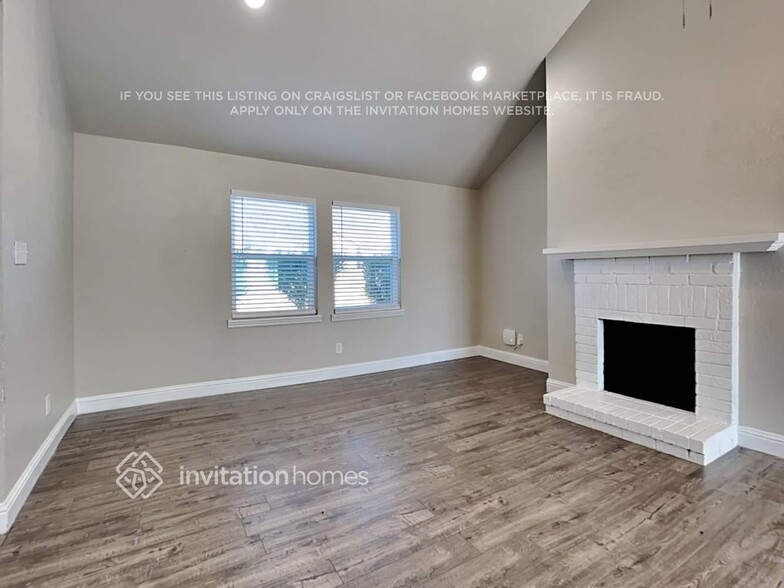 Building Photo - 1306 Southridge Dr