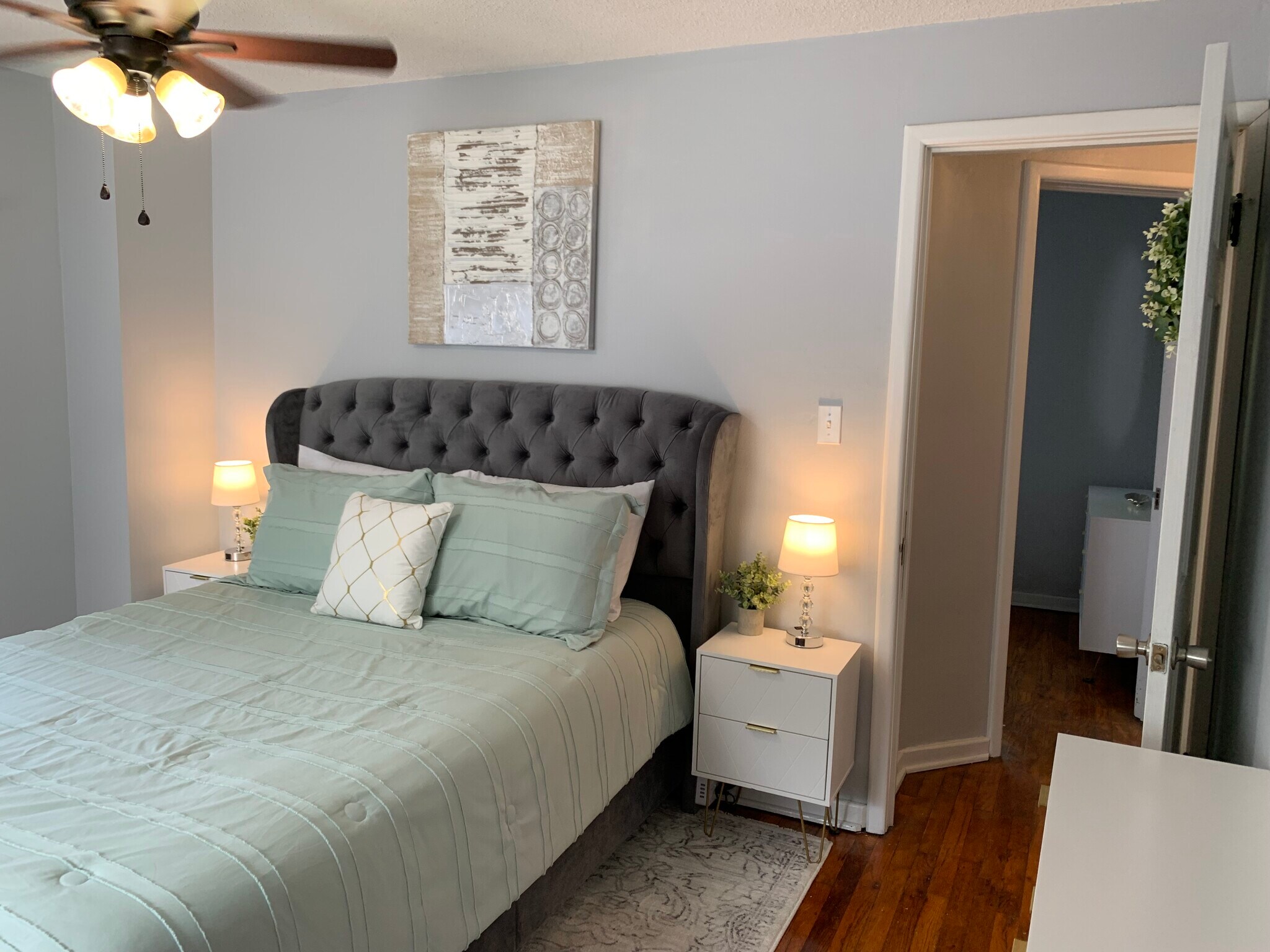 Master Bedroom - 412 N 9th St