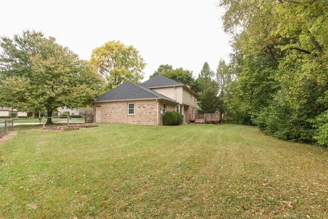 Building Photo - 4 Bedroom Carmel Home!